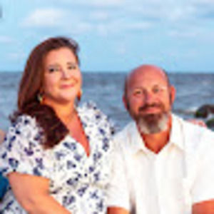 Meet your Posher, Joy